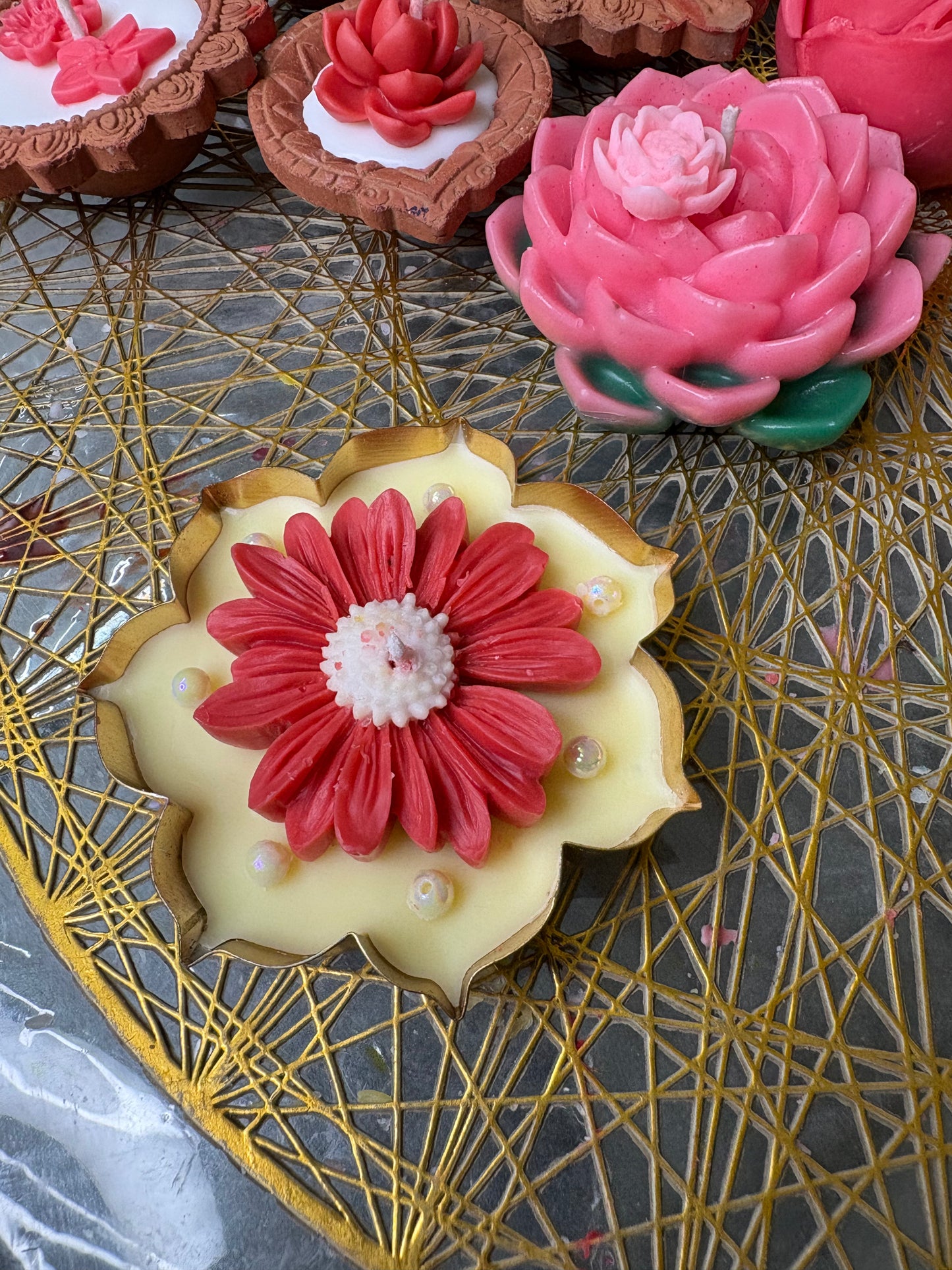 Daisy Urli Candle 🌼