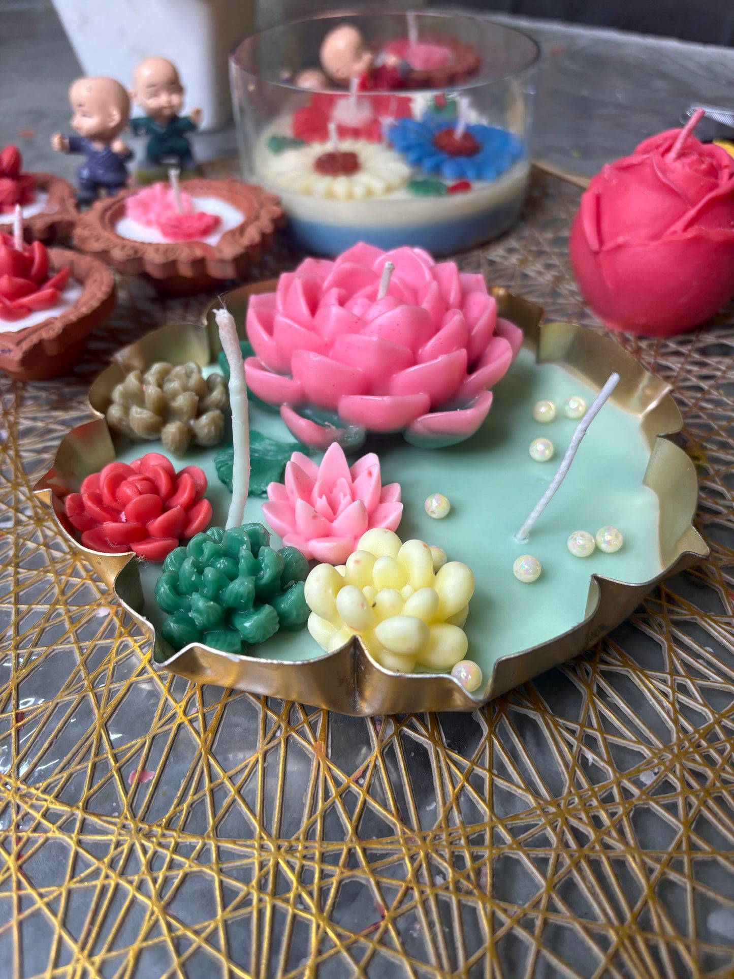 Festive Lotus Urli Candle 🌺