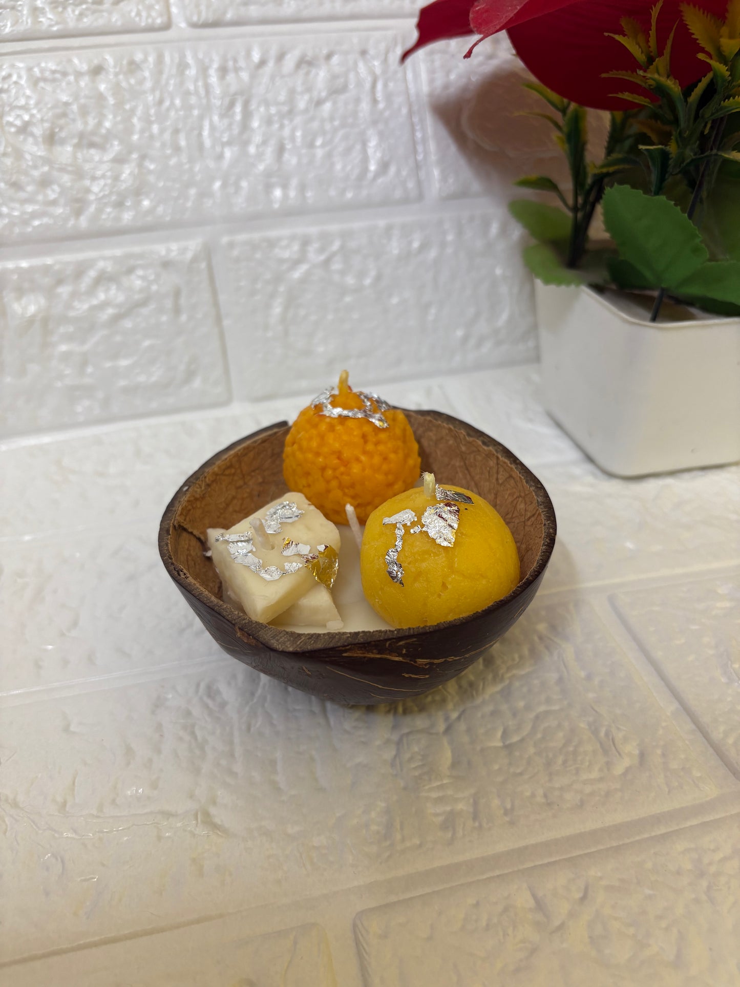 Mithai Bowl Candle (Coconut Shell)