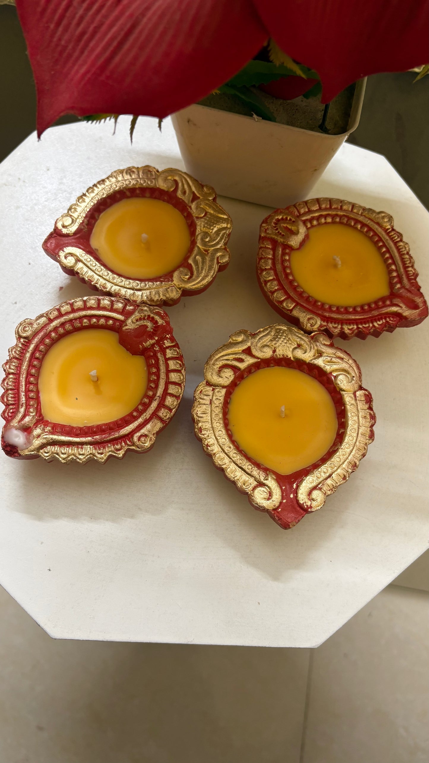 Scented Diya (Set of 4)