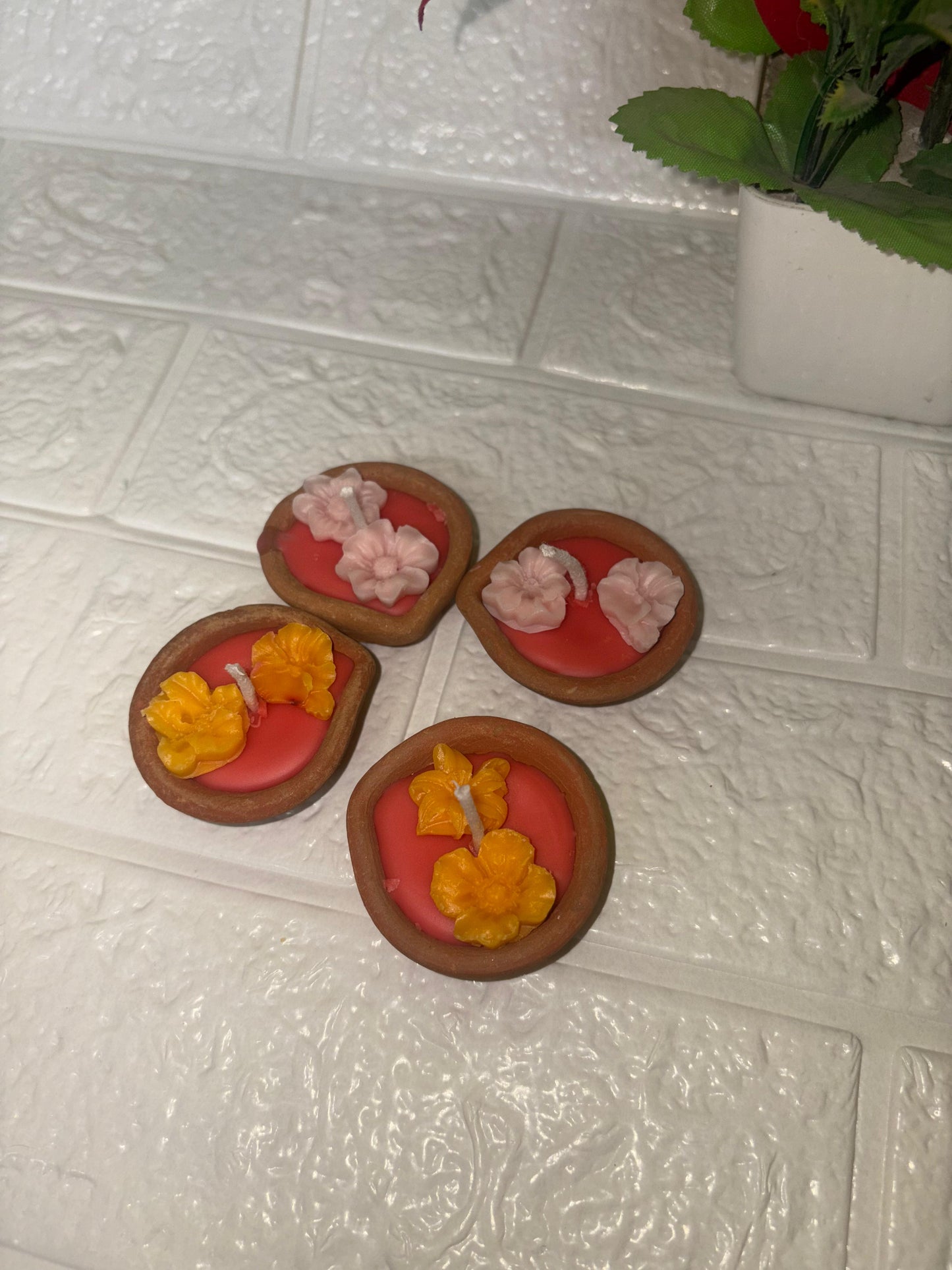 Scented Diya Candle (Set of 4)