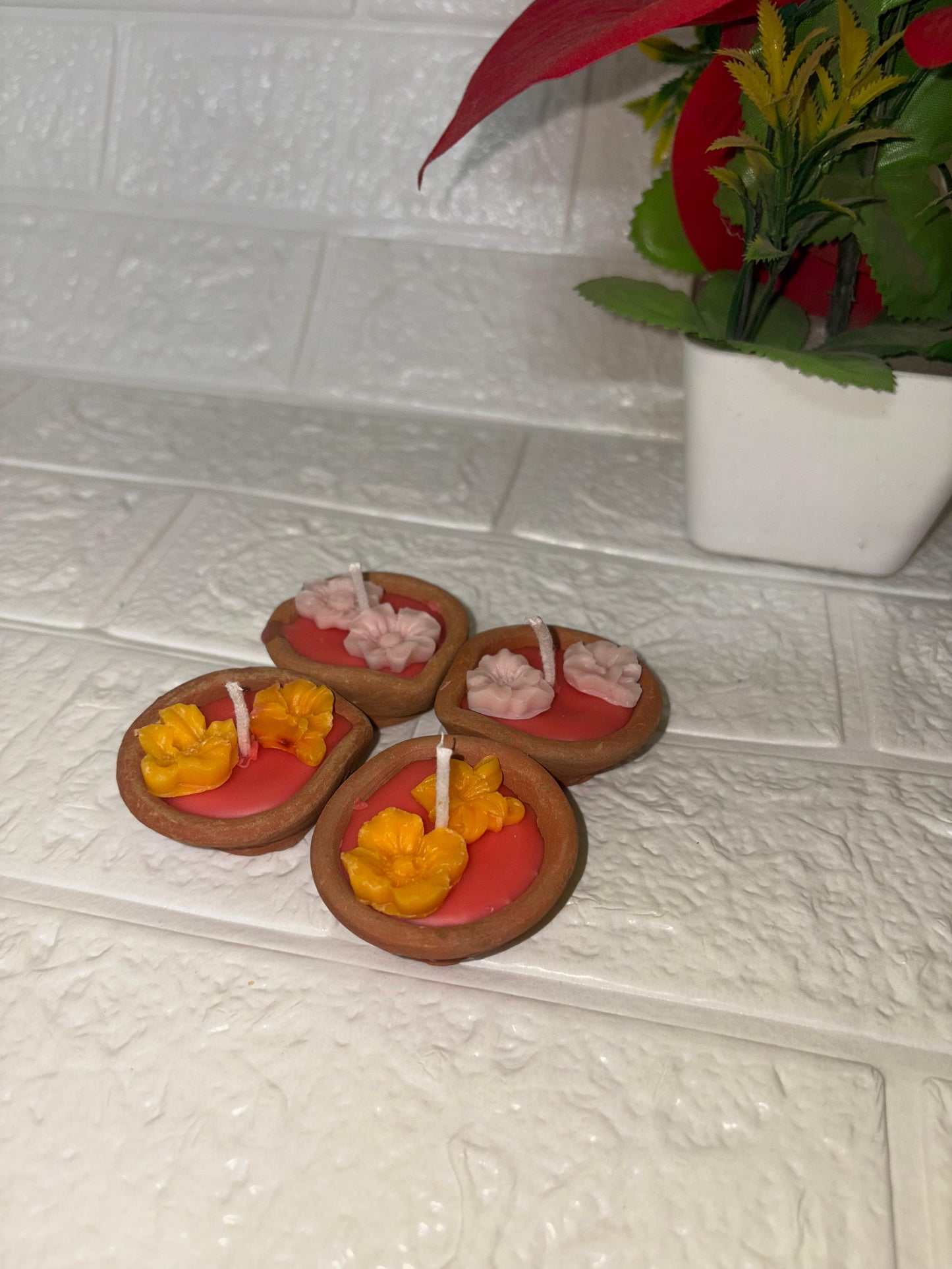 Scented Diya Candle (Set of 4)