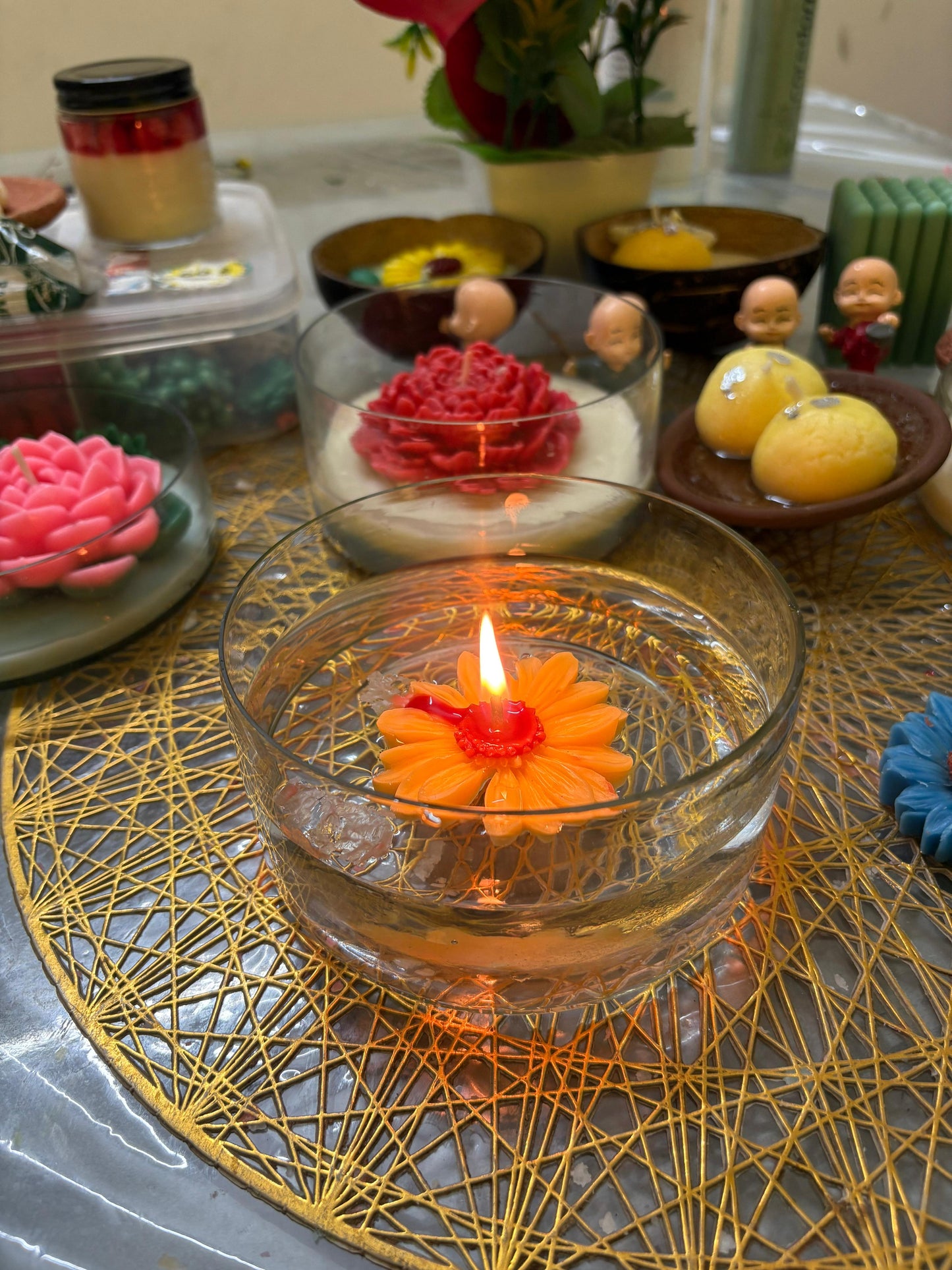 Floating Daisy Candles (Set of 2)
